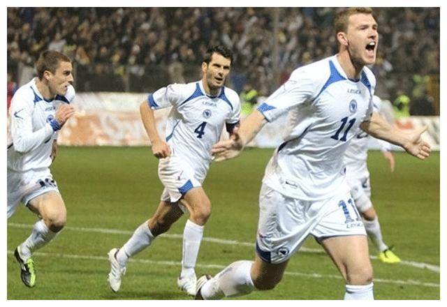 欧洲杯足球_乌克兰挫败波黑欧洲杯足球，打破南斯拉夫足球欧洲杯纪录！